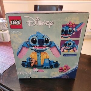 New Sealed LEGO Stitch, 730 pieces